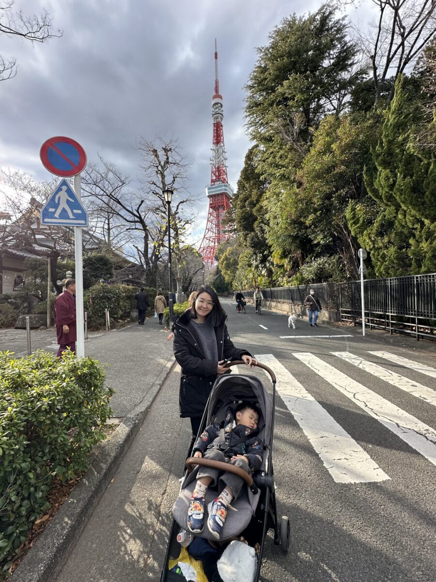 該小睡了，上推車媽媽帶你漫步東京